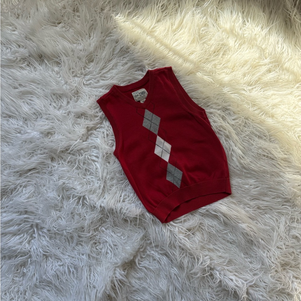 Place Red Knit Vest with Argyle Design